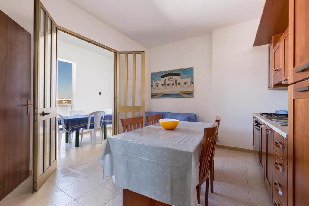 Casa Vacanza Mare Blu 토레 라필로 외부 사진